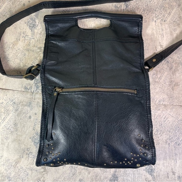 Lucky Brand 100% Black Leather Tote / Crossbody with studs - Picture 8 of 16